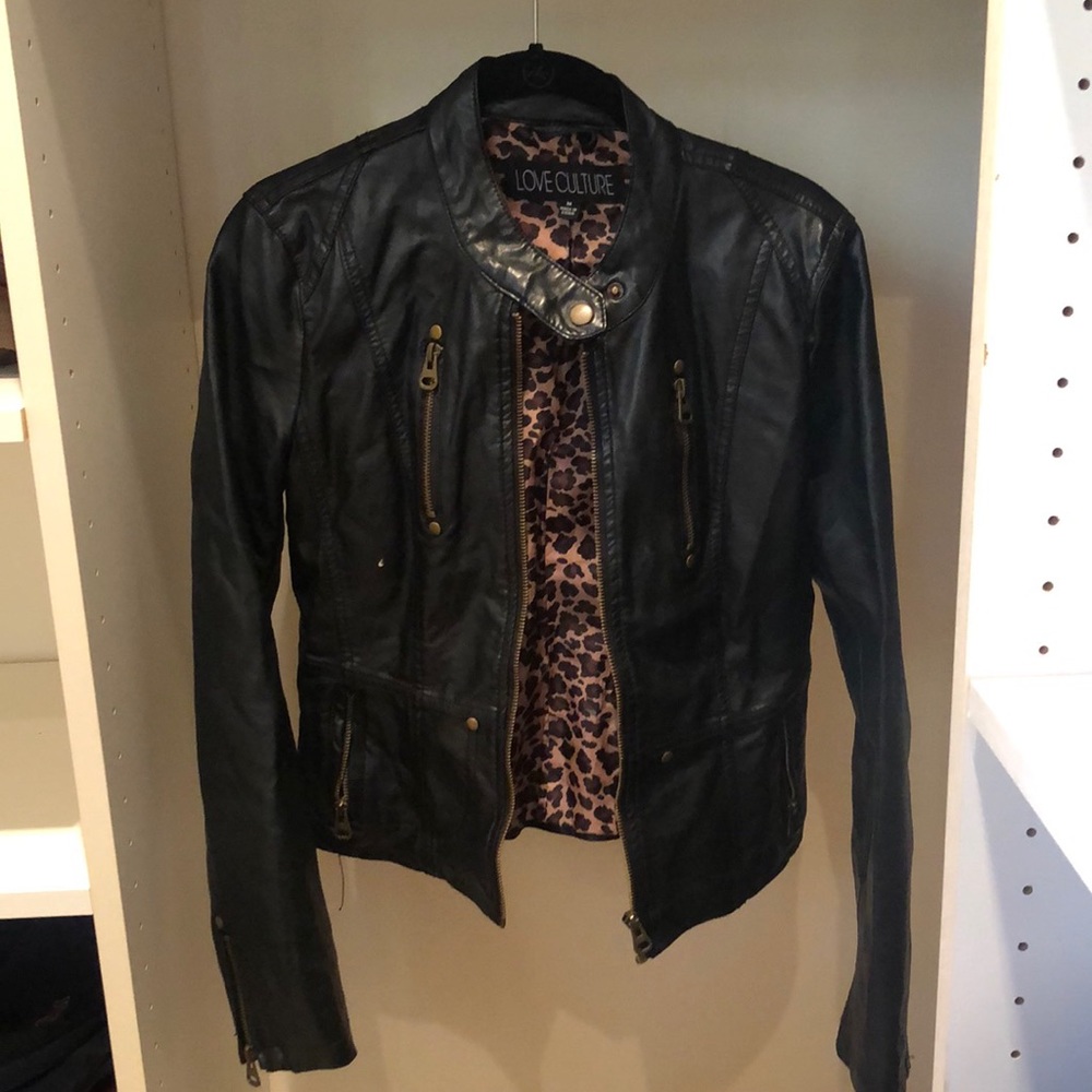 Black leather jacket with inner cheetah print